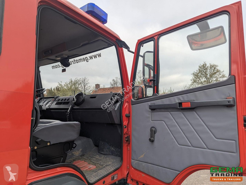 شاحنة Mercedes AF 4x4 Dubbelcab 6Cil - 9 Pers -...