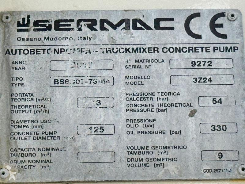 Beton Mercedes AROCS 3743 * Betonpumpe + FUNK *...
