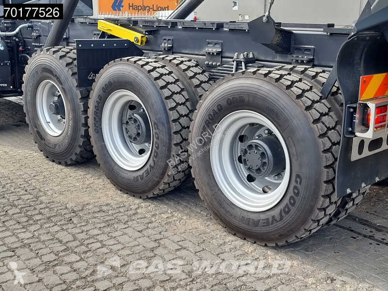 شاحنة Volvo 520 10X4 NEW 50T Payload 30m3...