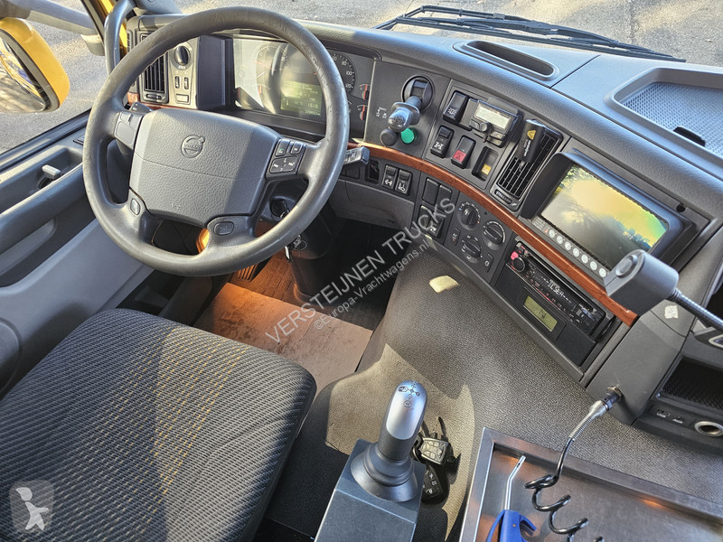 شاحنة Volvo FM2850-T / 10x4 / PENZ CRANE / KRAN