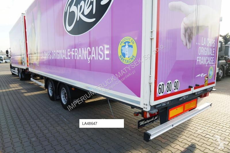 شاحنة مقطورة DAF CF 450