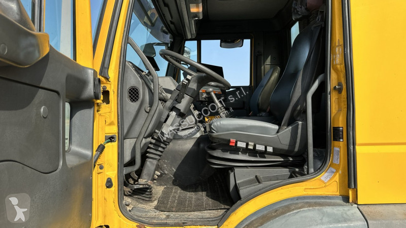 شاحنة Iveco - 190E 27 CURSOR