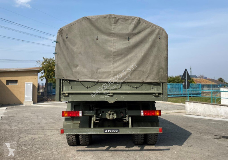 شاحنة Iveco