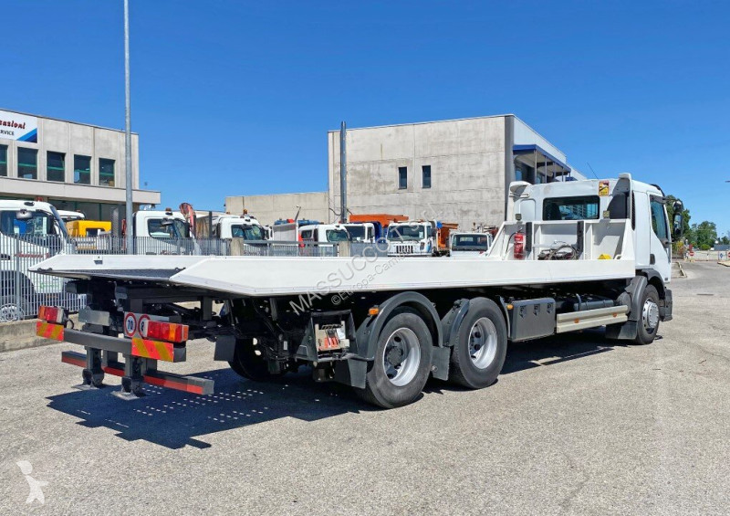 شاحنة Renault 370 6x2