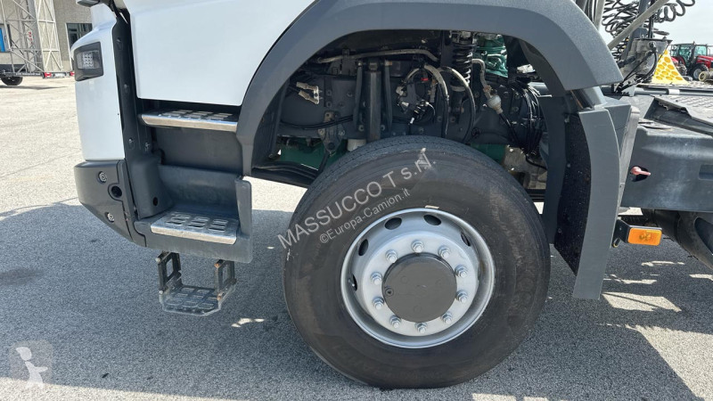 شاحنة Volvo FMX420 4x4