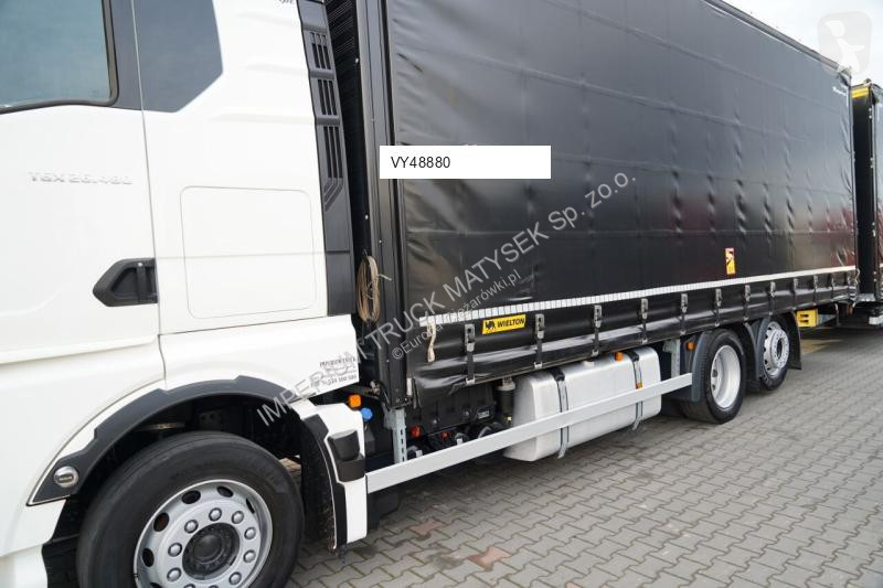 Хенгер MAN TGX