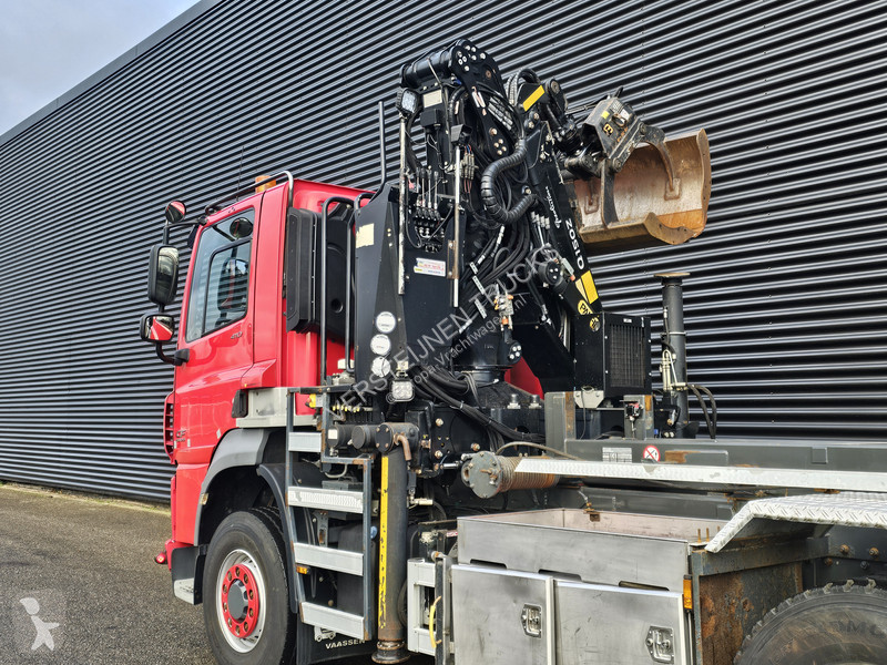 Camion Ginaf CF 410 6x4 / 6x6 / PALFINGER Z...