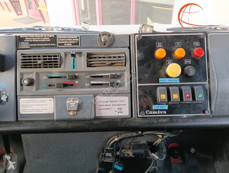 شاحنة Mercedes U 5000 4x4 - (type 437.4) 4000...