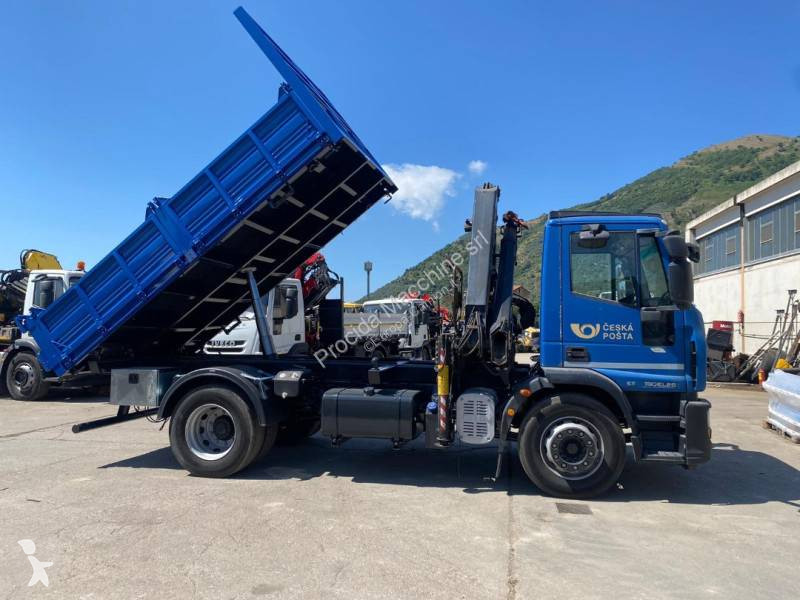 شاحنة Iveco