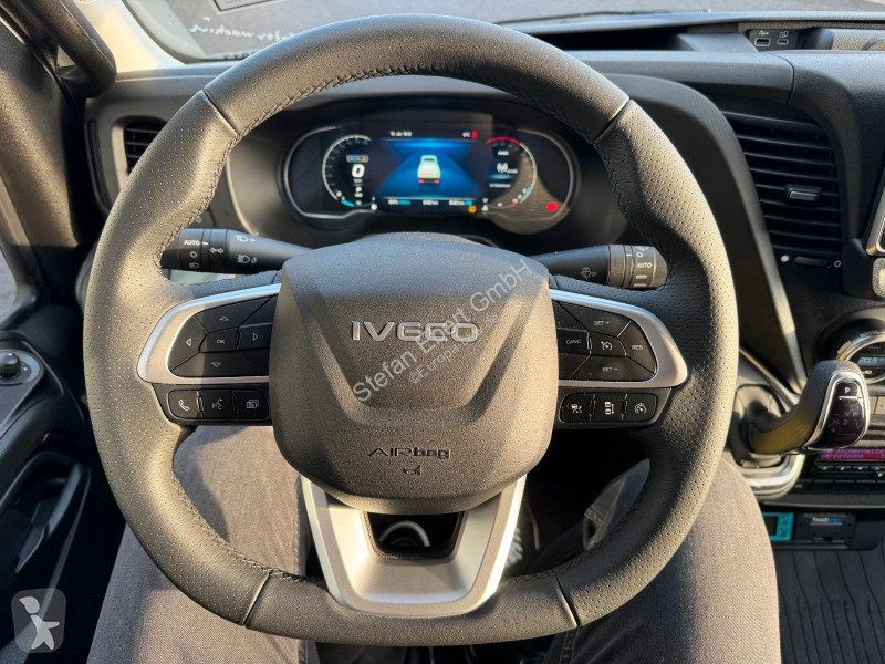 شاحنة Iveco 70C18 HA8 *R.3750mm*Automatik*LBW*