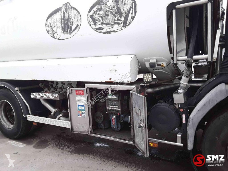 شاحنة Renault 270 14000L 4 comp