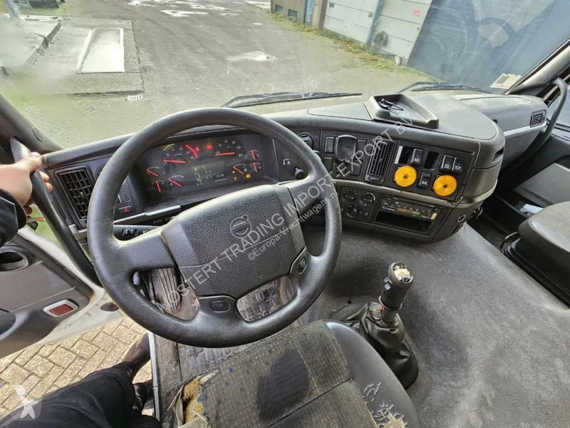 شاحنة Volvo 12480 Volvo 12.480 8x4 2005 – 480...
