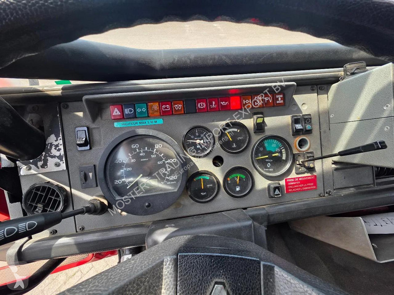 شاحنة Renault M210 Renault M210 Fire Truck 0 –...