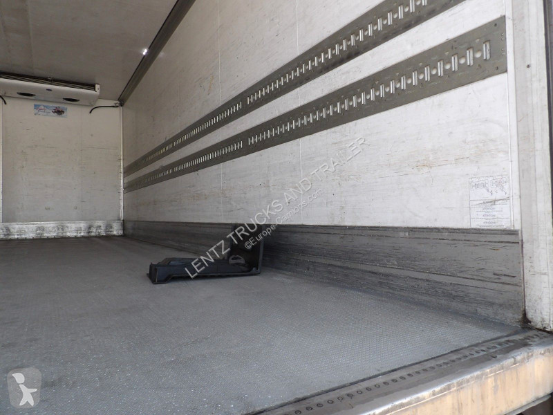 شاحنة Volvo 460-6X2 KÜHLKOFFER BI-TEMP-LBW EURO6
