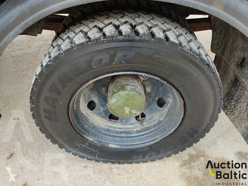 شاحنة Iveco 110-17