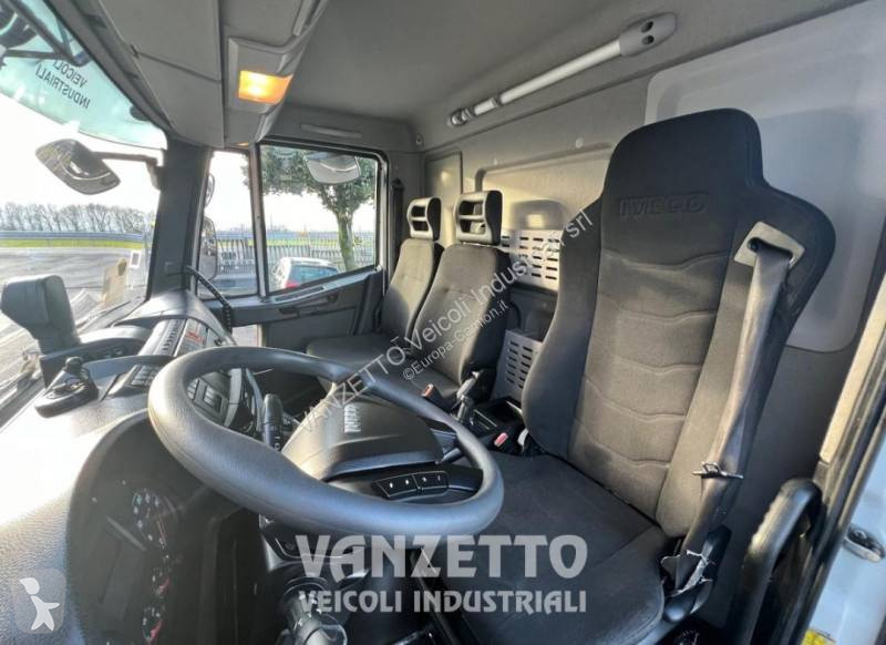 شاحنة Iveco
