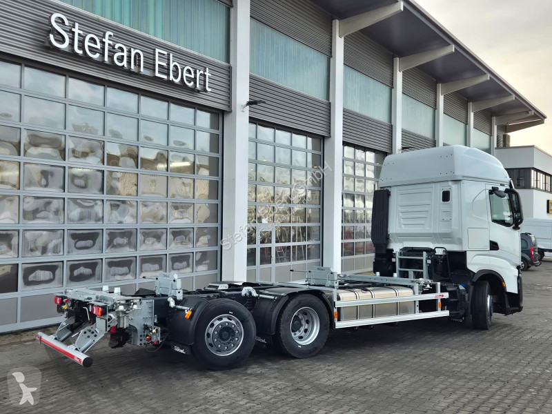 شاحنة Iveco S-Way AS260S50Y/FS CM 6x2 BDF