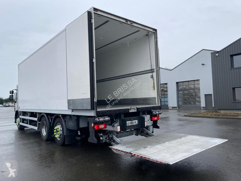 شاحنة Renault  D WIDE 430