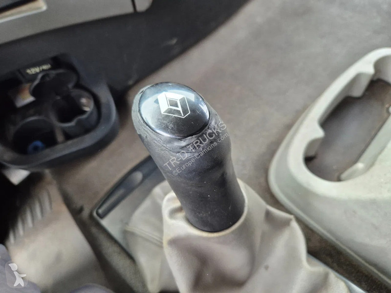 شاحنة Renault 320 DXI - 11000L INSULATED INOX...