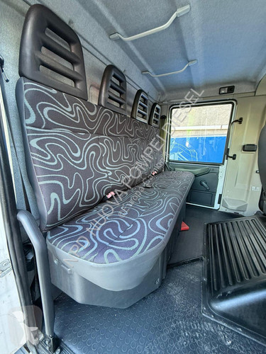 شاحنة Iveco Iveco 75/80e18