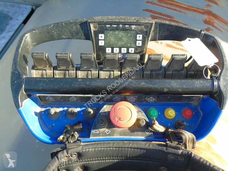 شاحنة Volvo 500 + 4x4 + HMF 4020 5x + JIB 4x 30...