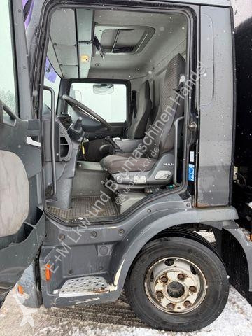 شاحنة MAN TGL 12.240 4X2BL E3 BLATT LUFT...