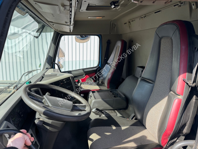 Camion  FM 460 8x4 FM 460 8x4, Liftbare...