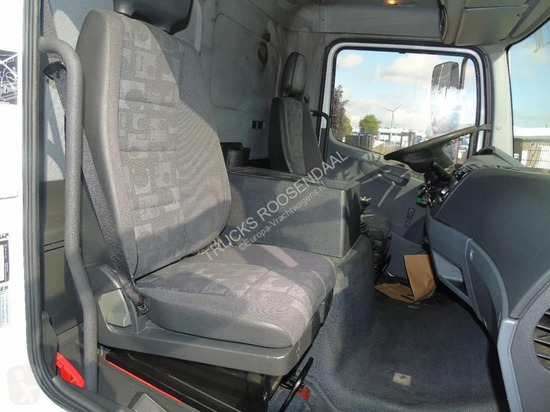 شاحنة Mercedes 1218 + euro 5 + lift