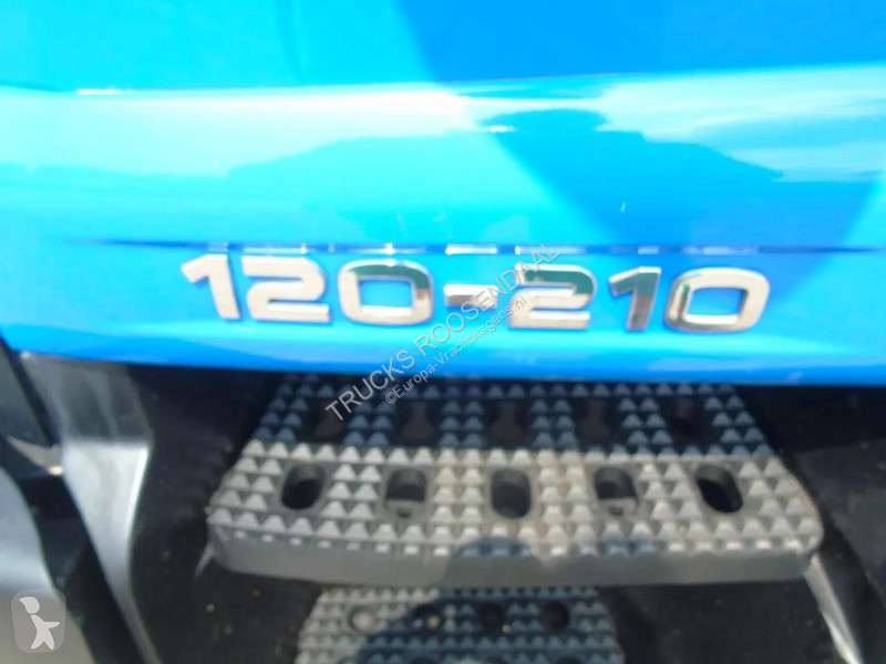 شاحنة Iveco 120E21 euro 6 + lift + lot in stock