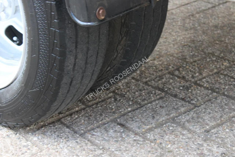 شاحنة Nissan 45.13 + EURO 4 + C patent + tipper...