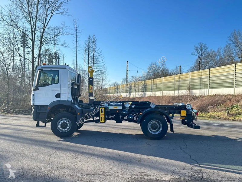 شاحنة MAN TGM MAN TGM 4x4 Euro 6e Hyva 12-45