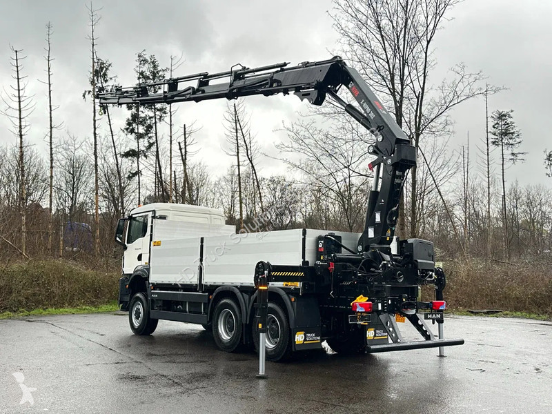شاحنة MAN 33.440 MAN  33.440 6x6 Kran HIAB...
