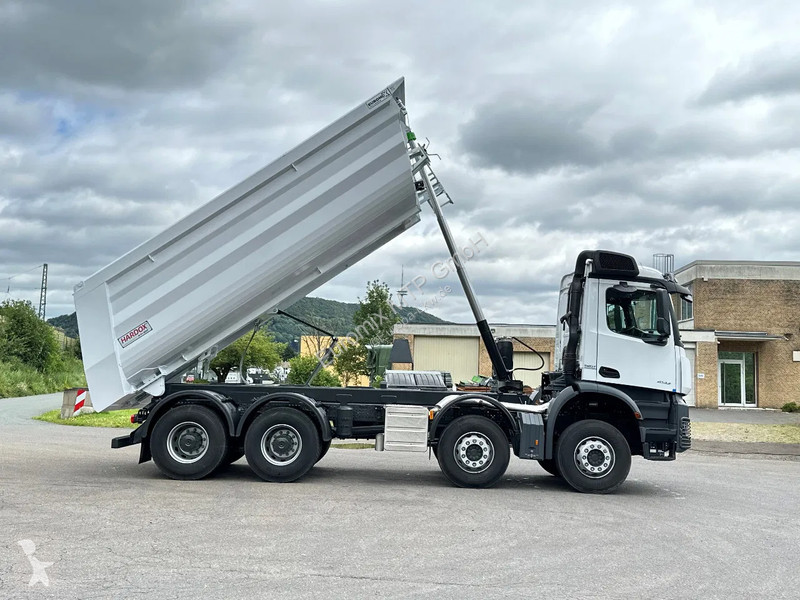 Camion Mercedes 4142 Mercedes-Benz 4142 8X4...