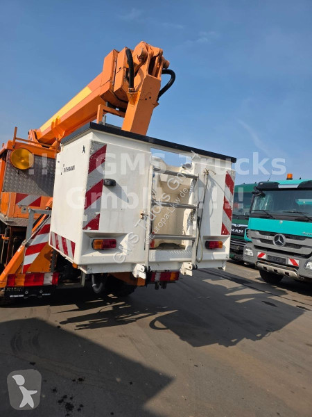 شاحنة Mercedes 1318 /4X4 ALLRAD/Isolatin/23m...