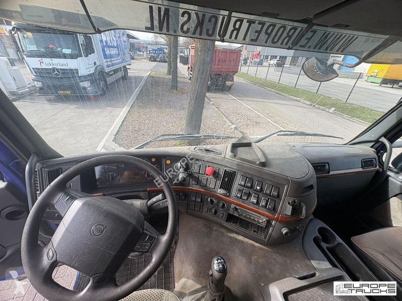 شاحنة Volvo 420 Full Air - Manual - Hiab XS244