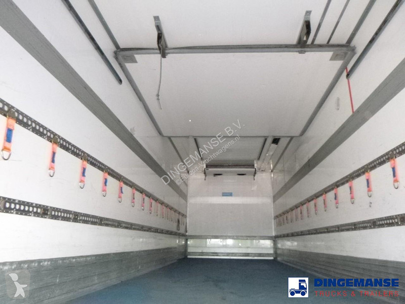 Camion Renault 370 dxi 6x2 RHD Carrier Supra...