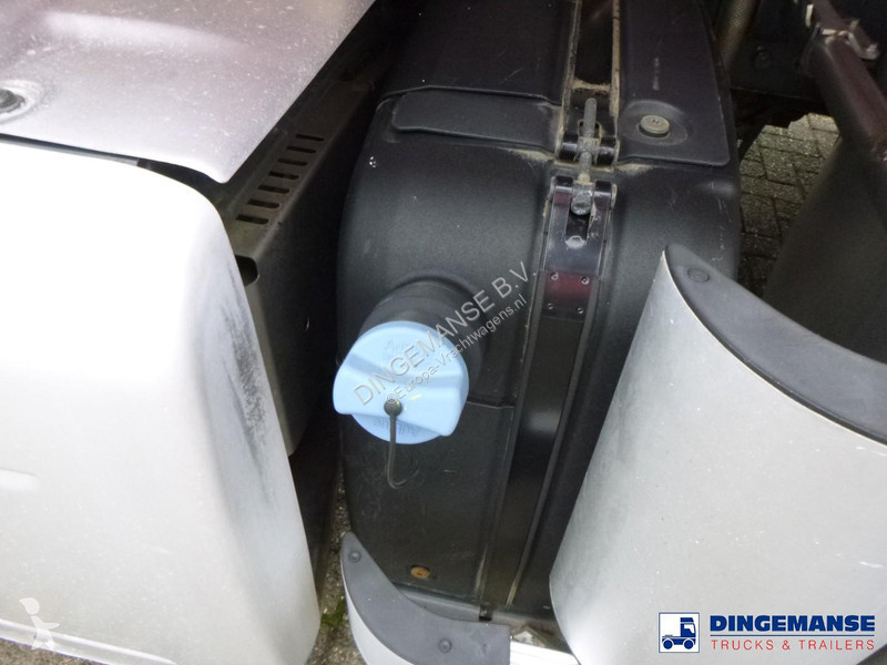 شاحنة DAF 400 6x2 fuel tank 19.5 m3 / 5 comp