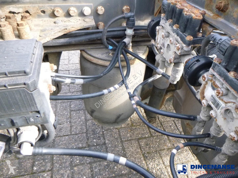 شاحنة Renault 320 dxi 6x2 chassis ADR