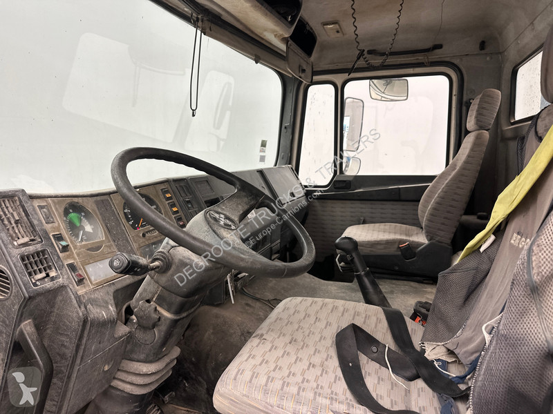Camion MAN 19.273