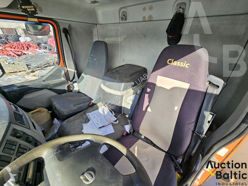 Camion Volvo FL 4X2