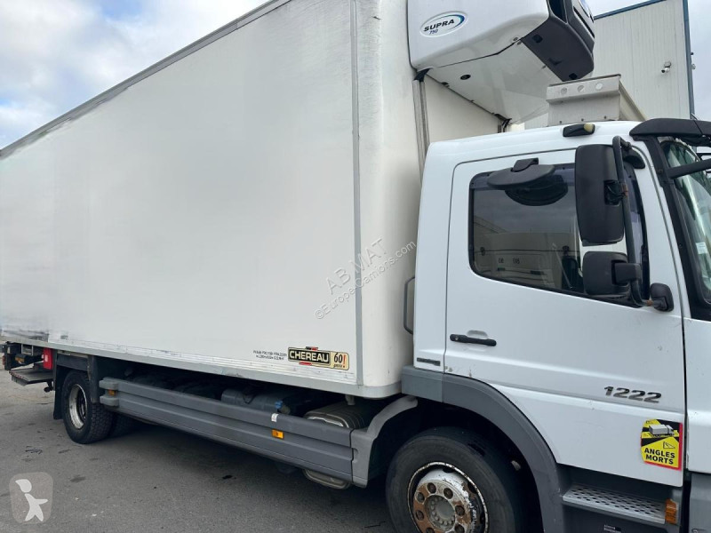 Mercedes 1222 truck