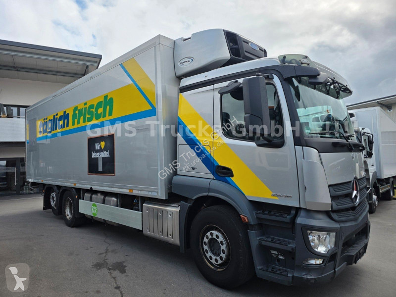 شاحنة Mercedes 2546 / 6X2 /Carrier FRIGO...