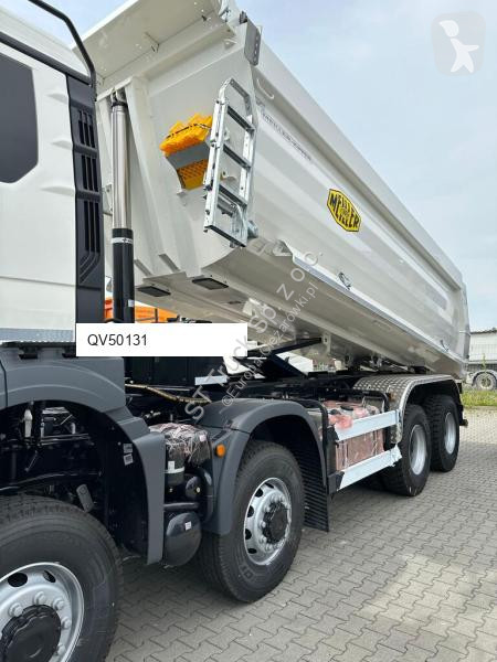 Kamión MAN TGS 8x6 / KIPPER / WYWROTKA