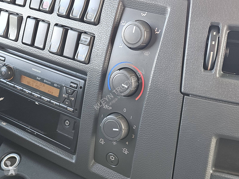 شاحنة Volvo FL 240.14 MANUAL AIRCO LIFT