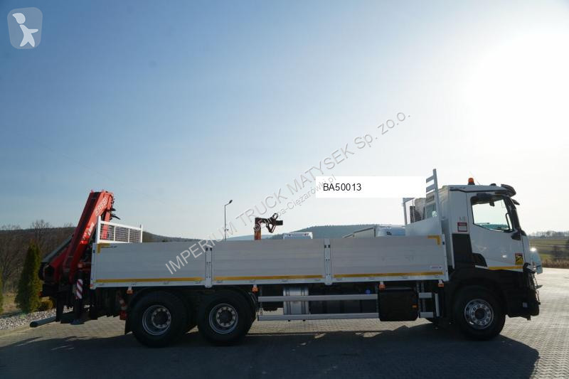 شاحنة Renault F215