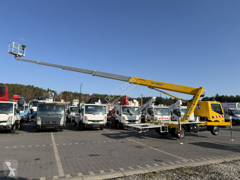 شاحنة Nissan Zwyżka Podnośnik Koszowy PALFINGER...