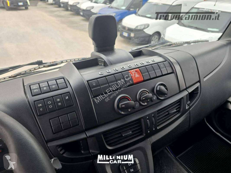 شاحنة Iveco 160E25 2018 CENTINATO 7,20