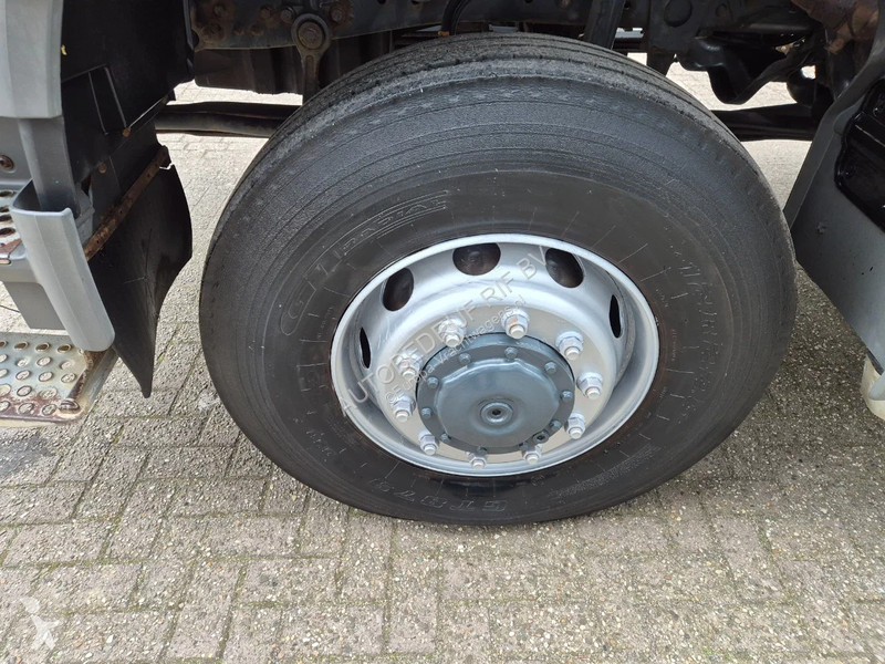 Mercedes 1823/ 4X4/ Kipper/ Krane/ 3X Sper truck