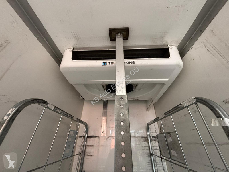 شاحنة Mitsubishi Fuso 4x2 THERMOKING V-500 Max...