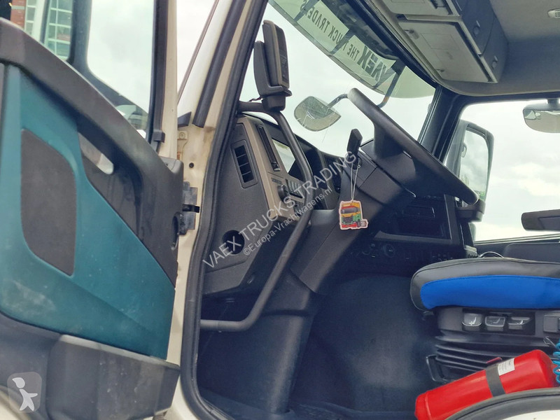 شاحنة Volvo 460 6x2 - Carrier 1250 Frigo - Full...